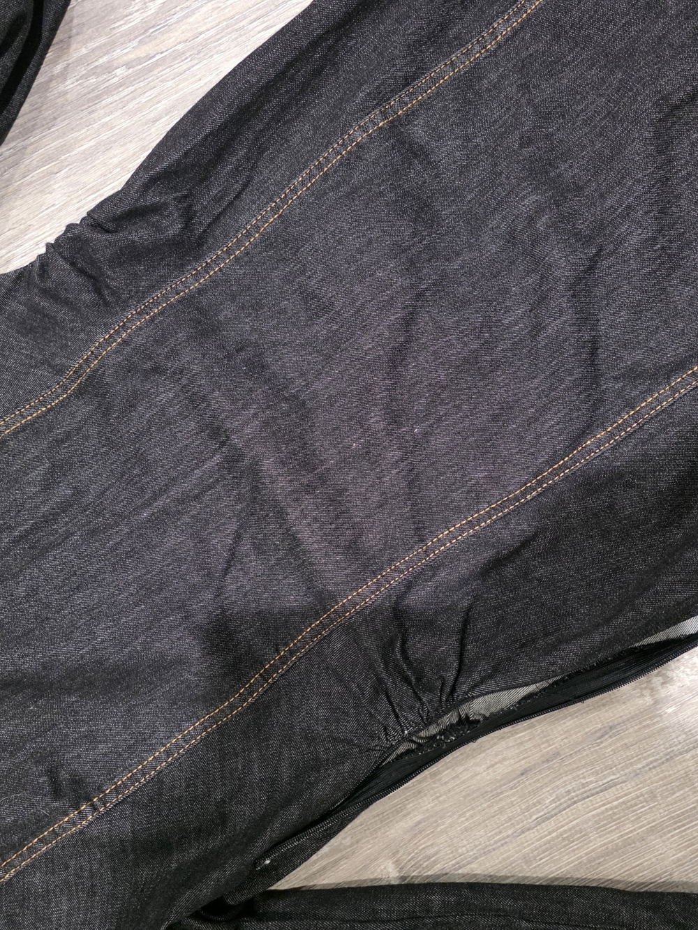 NEW.ZARA.Button-Front Long Sleeve Midi Dress in Dark Gray - Picture 7 of 8